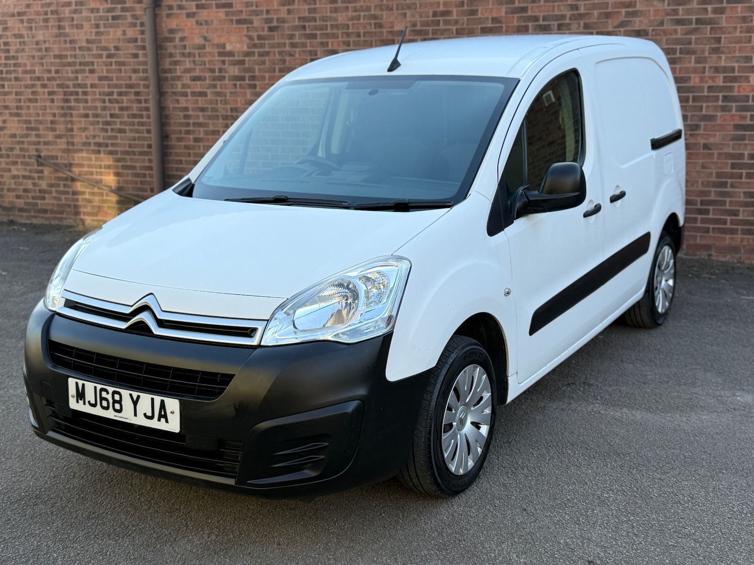 Used Citroen Berlingo 2018 for sale - 77942796: Photo 6
