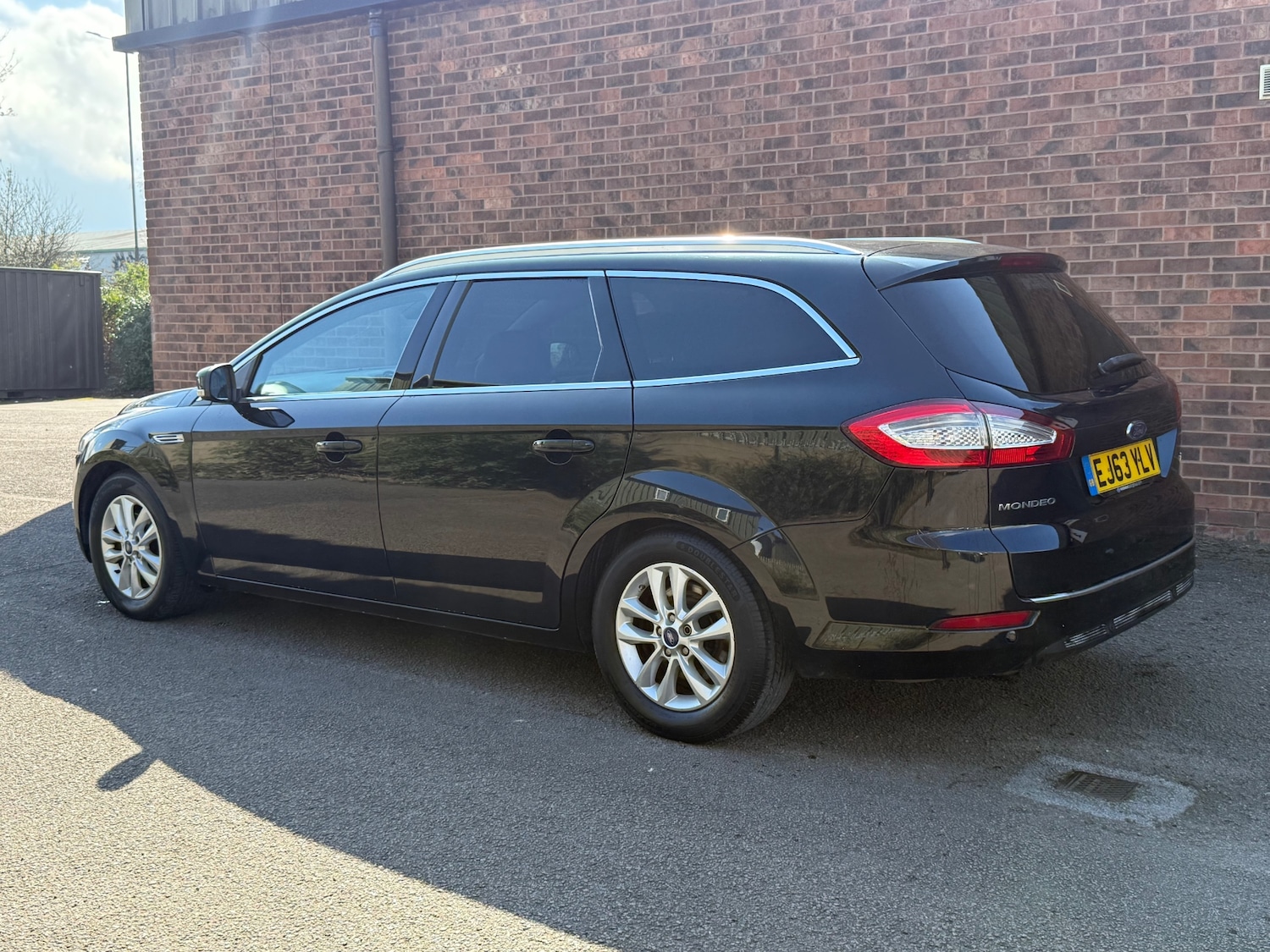 Used Ford Mondeo 2013 for sale - 77842075: Photo 4
