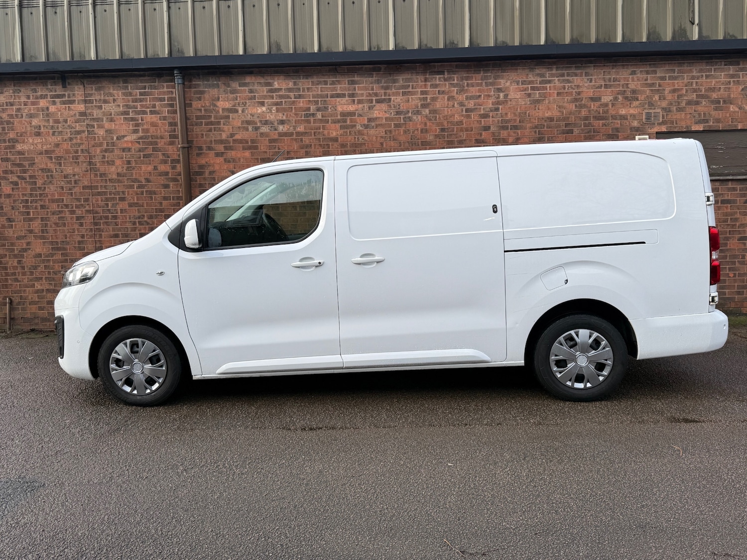 Used Vauxhall Vivaro 2020 for sale - 77564310: Photo 7