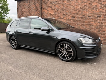 Used Volkswagen Golf 2016 for sale - 78540175: Photo
