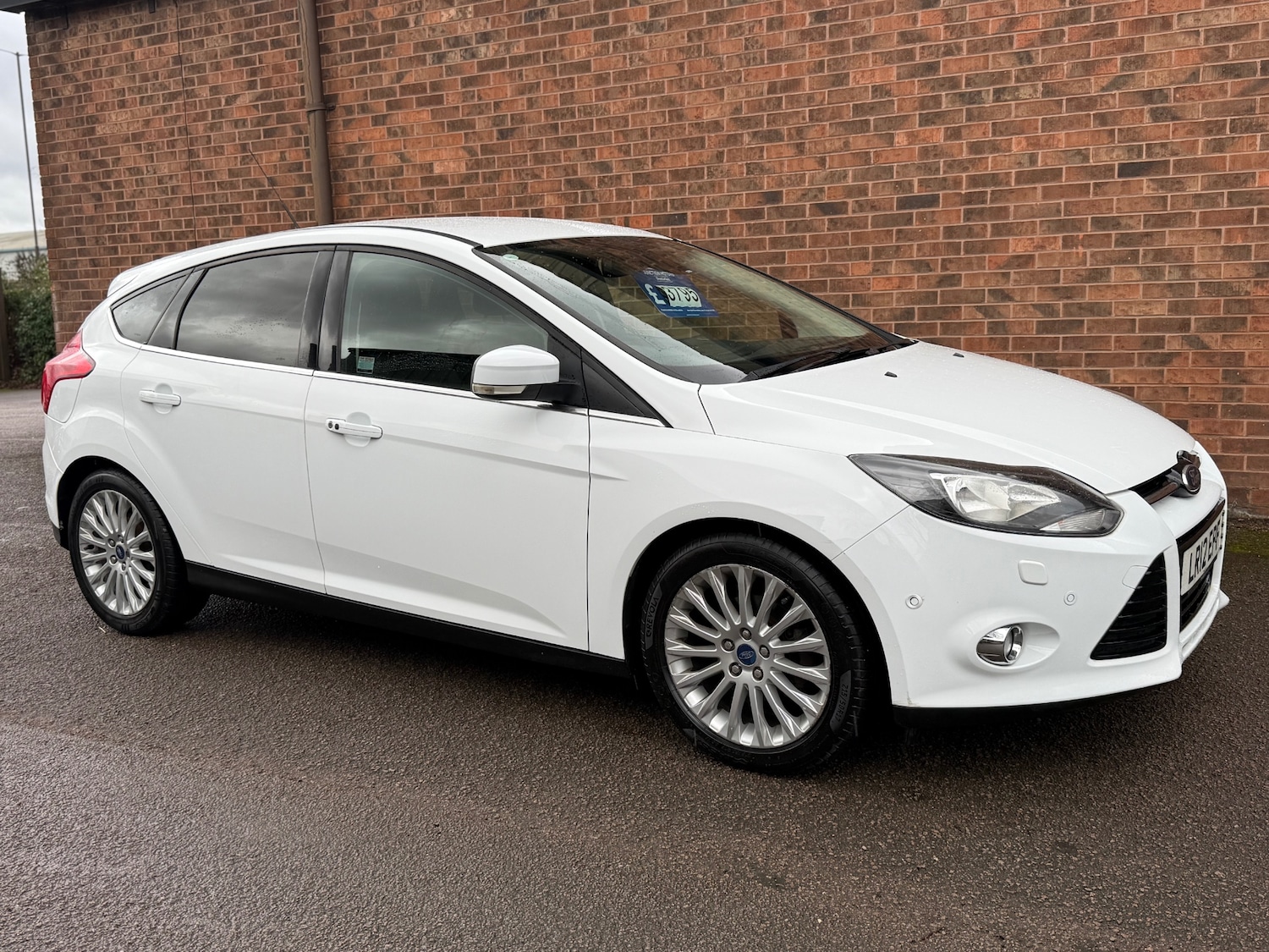 Used Ford Focus 2012 for sale - 77643986: Photo 2