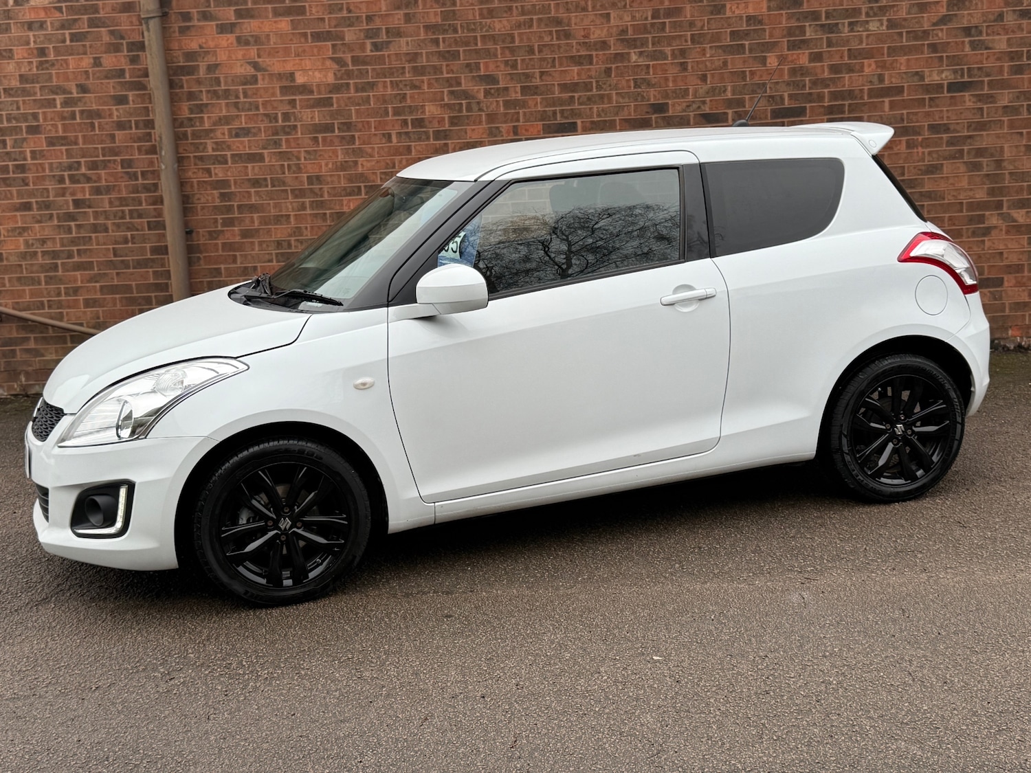 Used Suzuki Swift 2016 for sale - 77442955: Photo 9