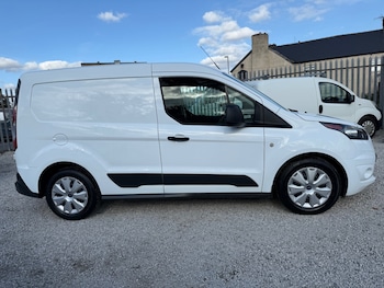 Used Ford Transit Connect 2017 for sale - 76120404: Photo