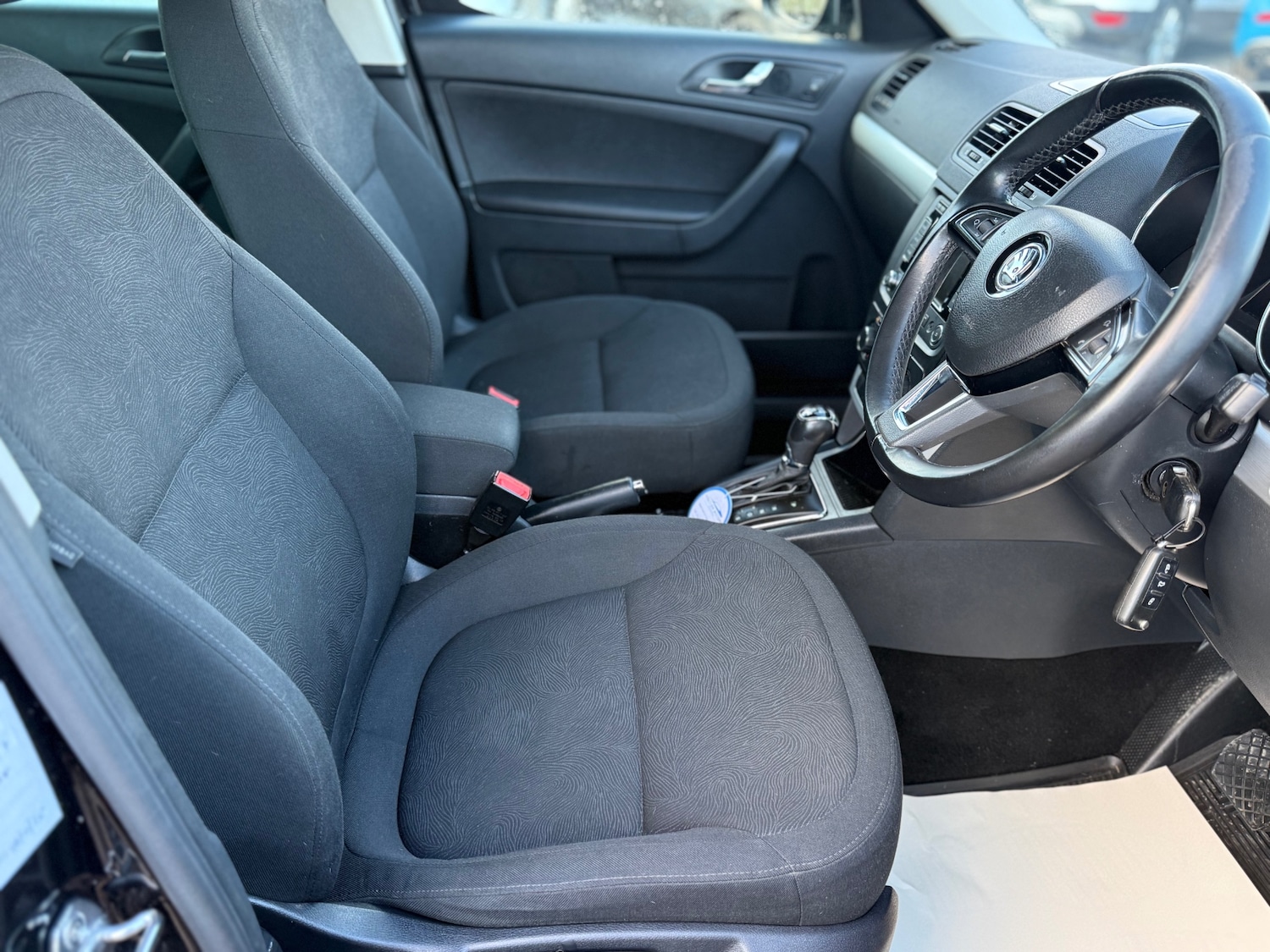 Used Skoda Yeti 2014 for sale - 77632658: Photo 12