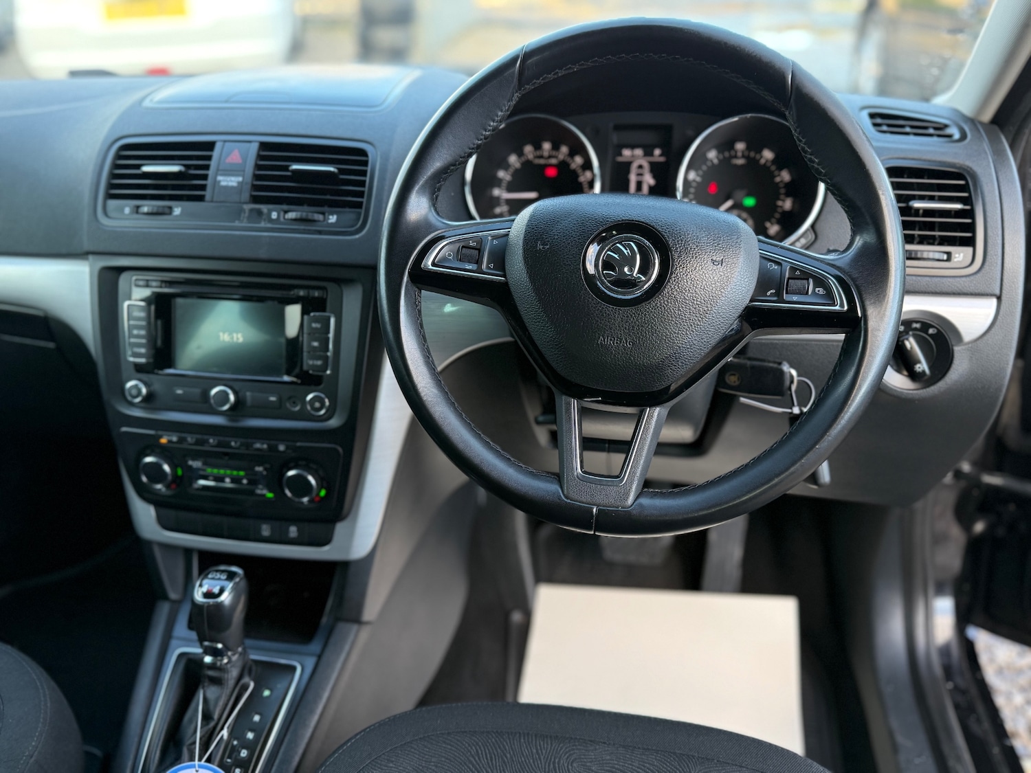 Used Skoda Yeti 2014 for sale - 77632658: Photo 13