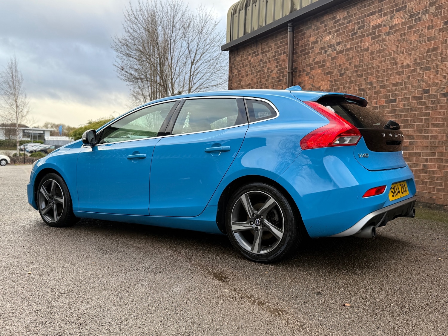 Used Volvo V40 2014 for sale - 76848856: Photo 9