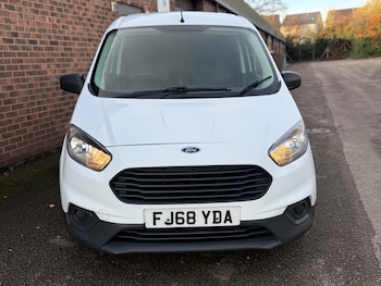 Used Ford Transit Courier 2018 for sale - 76571323: Photo
