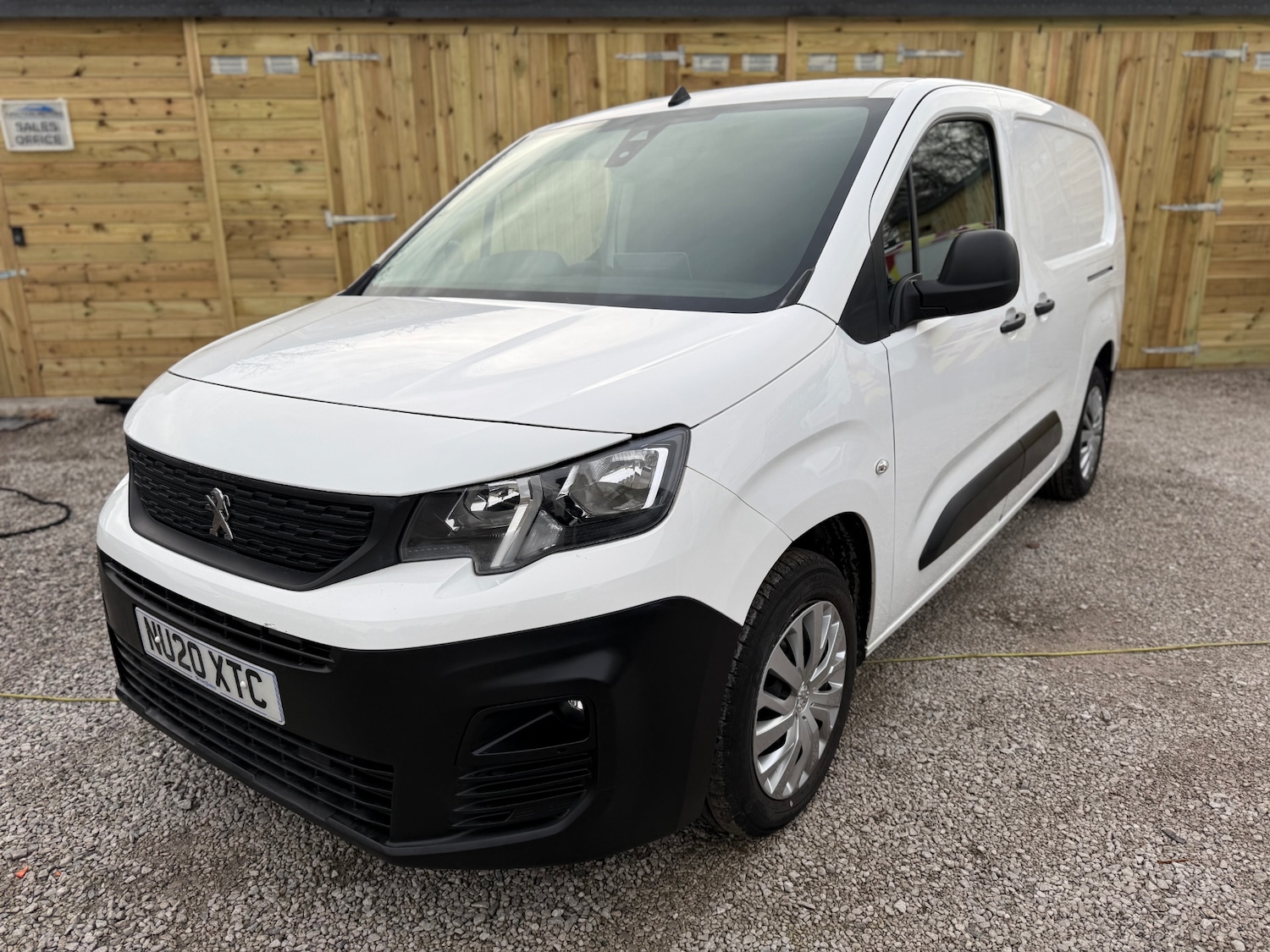 Used Peugeot Partner 2020 for sale - 77206518: Photo 8