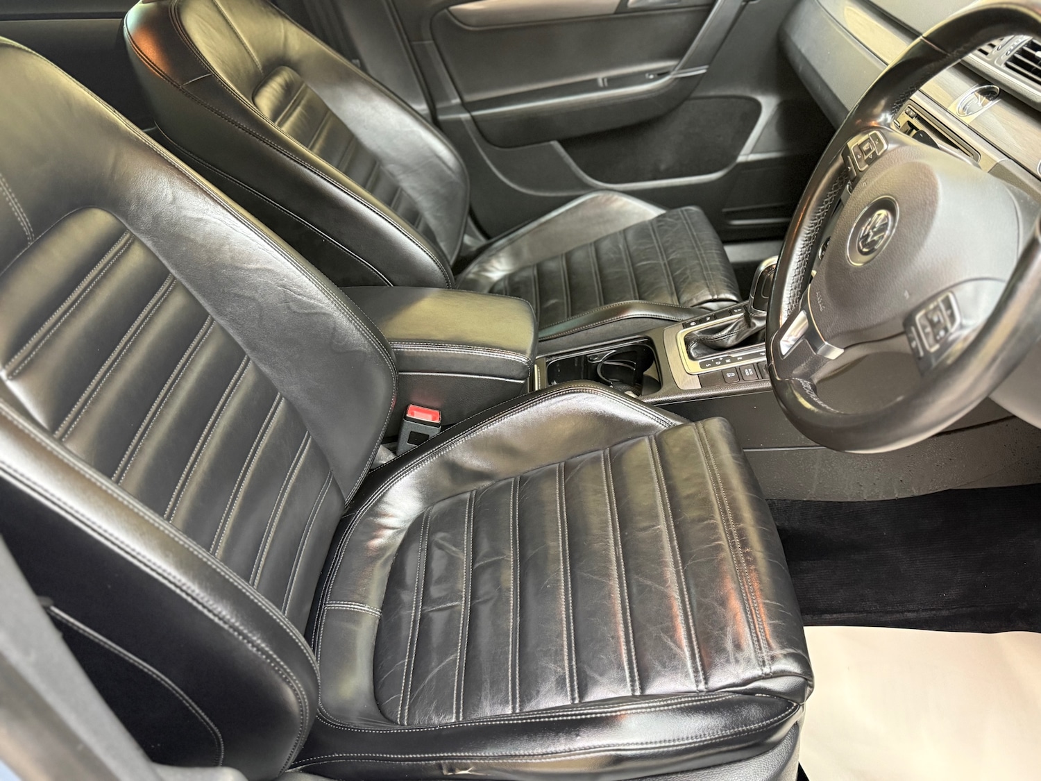 Used Volkswagen Passat 2012 for sale - 77610459: Photo 15