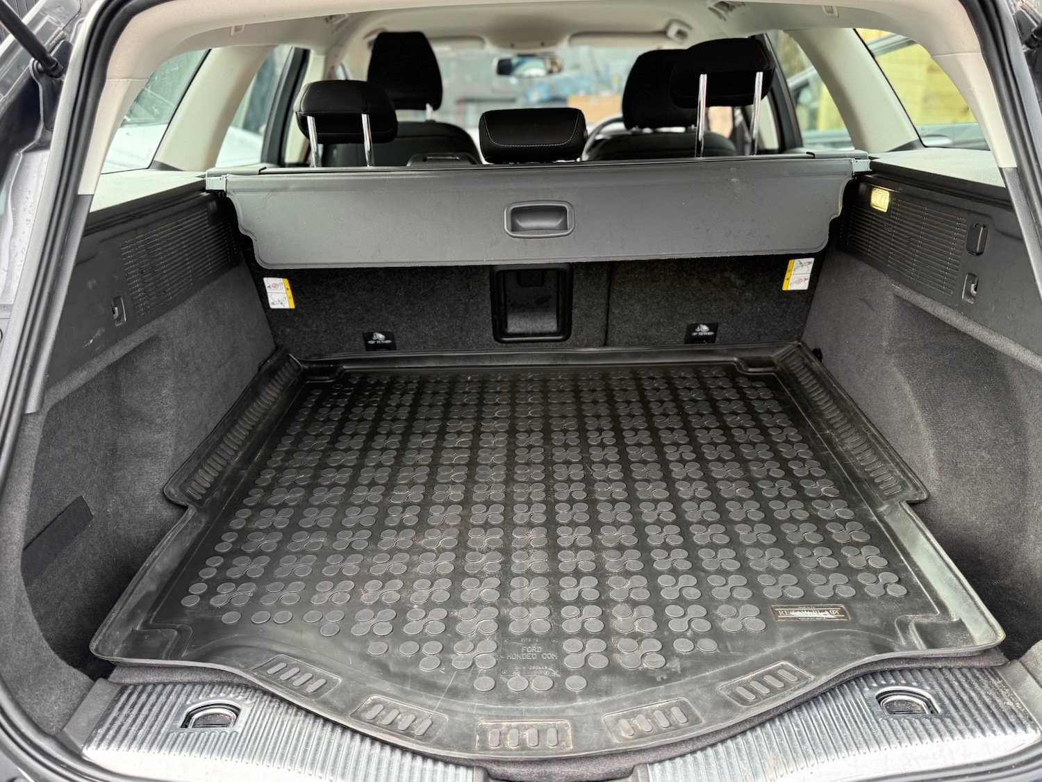 Used Ford Mondeo 2015 for sale - 77528023: Photo 8