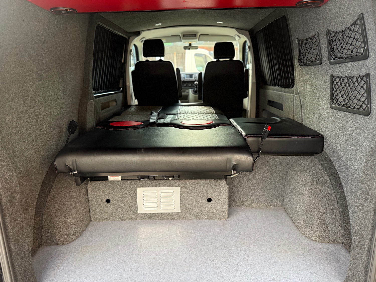 Used Volkswagen Transporter 2016 for sale - 77289479: Photo 16