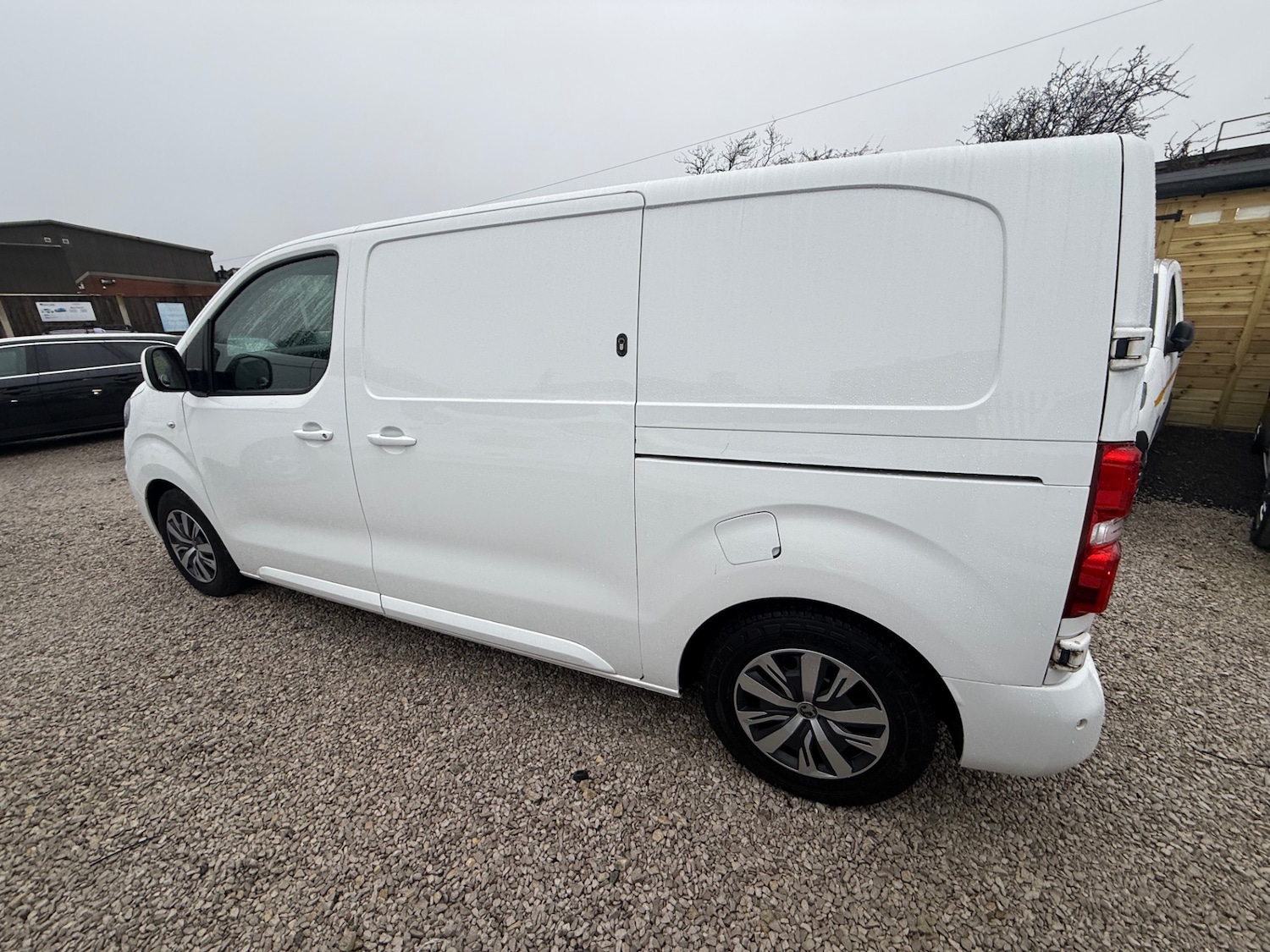 Used Vauxhall Vivaro 2020 for sale - 77632656: Photo 3
