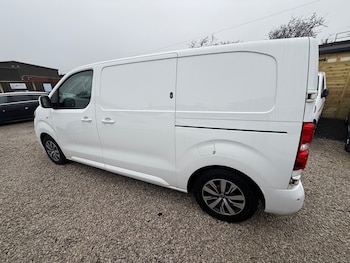 Used Vauxhall Vivaro 2020 for sale - 77632656: Photo