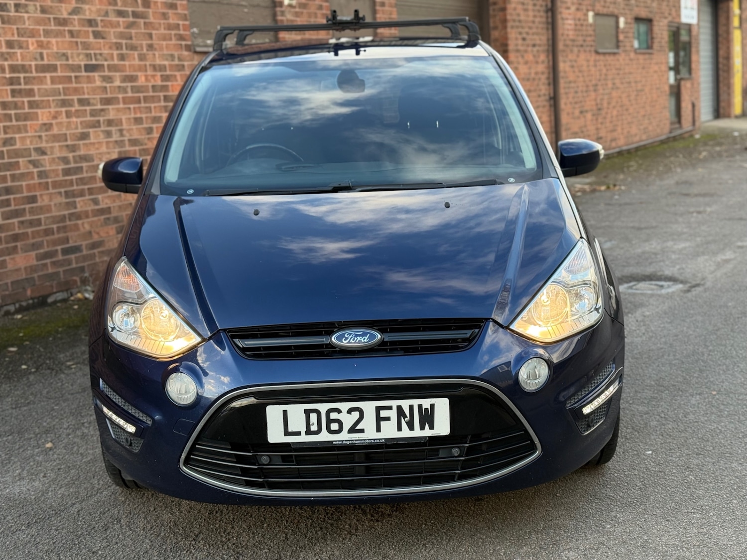 Used Ford S-Max 2012 for sale - 76902475: Photo 7