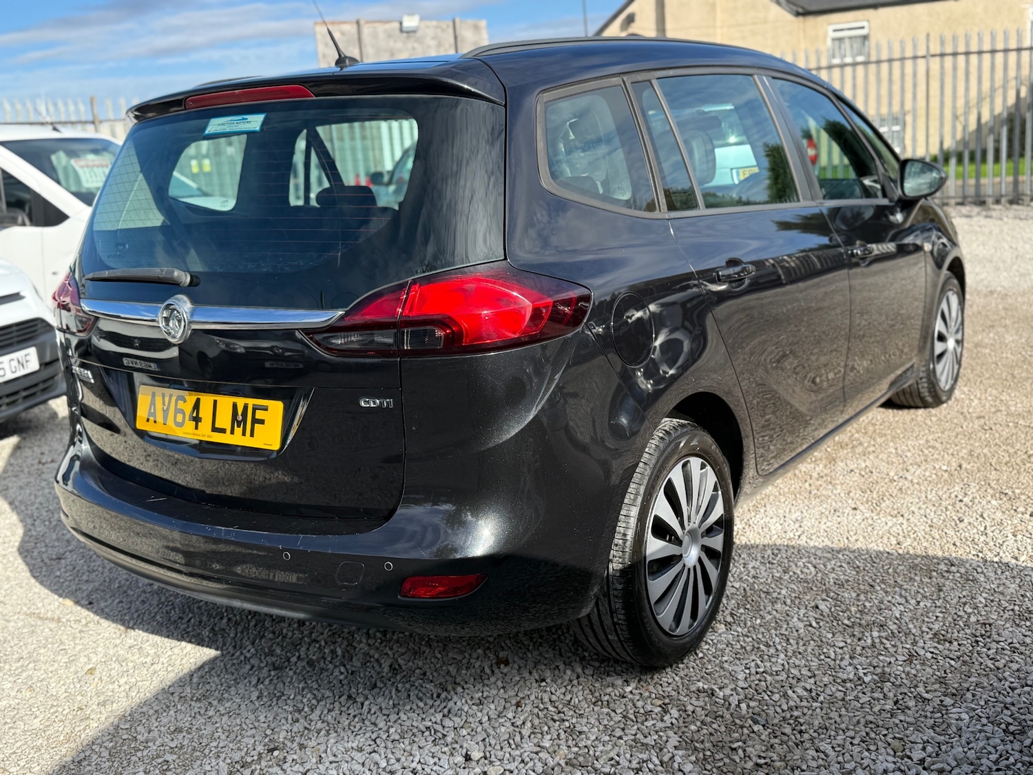 Used Vauxhall Zafira 2014 for sale - 76358359: Photo 10