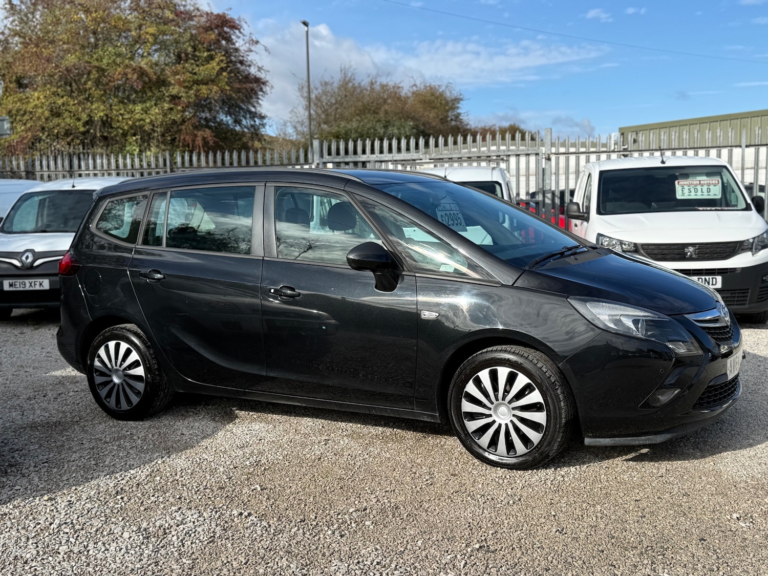 Used Vauxhall Zafira 2014 for sale - 76358359: Photo 3