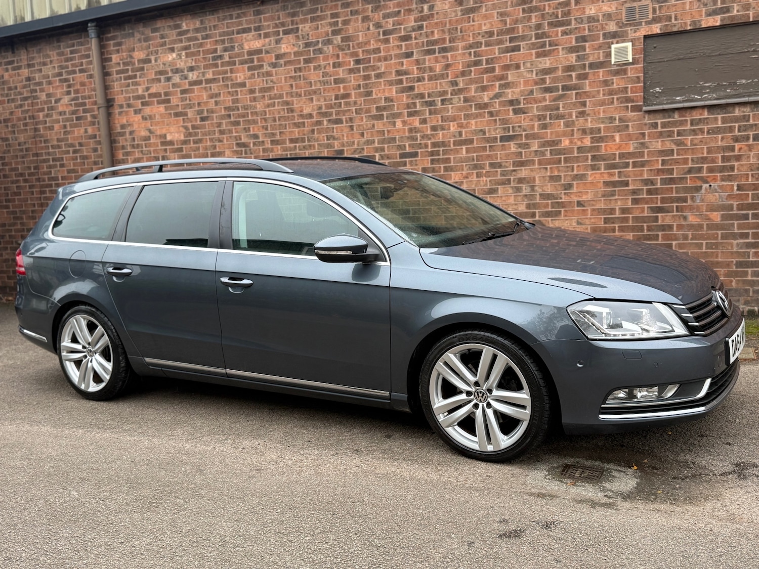 Used Volkswagen Passat 2014 for sale - 76510629: Photo 4