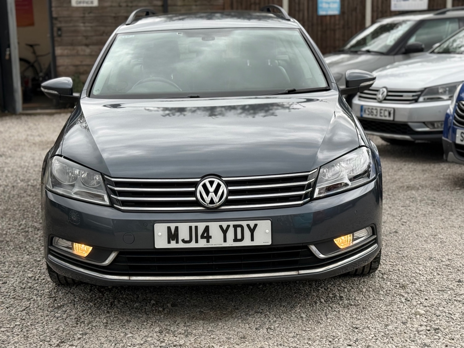 Used Volkswagen Passat 2014 for sale - 76063010: Photo 2