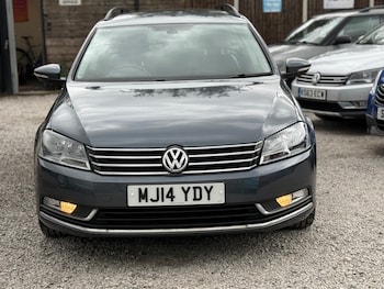 Used Volkswagen Passat 2014 for sale - 76063010: Photo 2