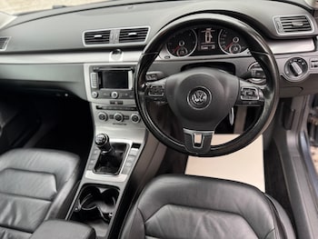 Used Volkswagen Passat 2014 for sale - 76063010: Photo 4