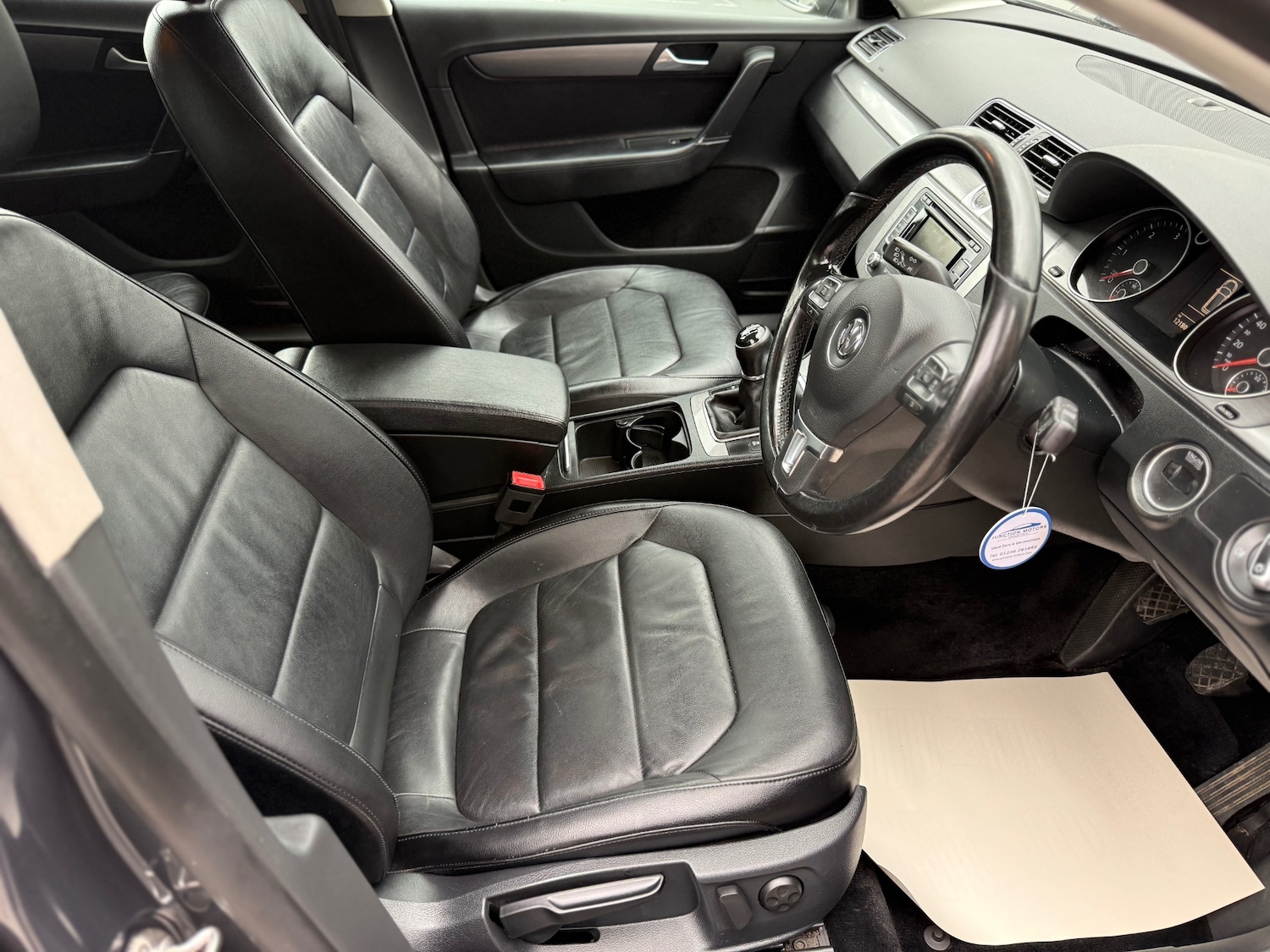 Used Volkswagen Passat 2014 for sale - 76063010: Photo 7