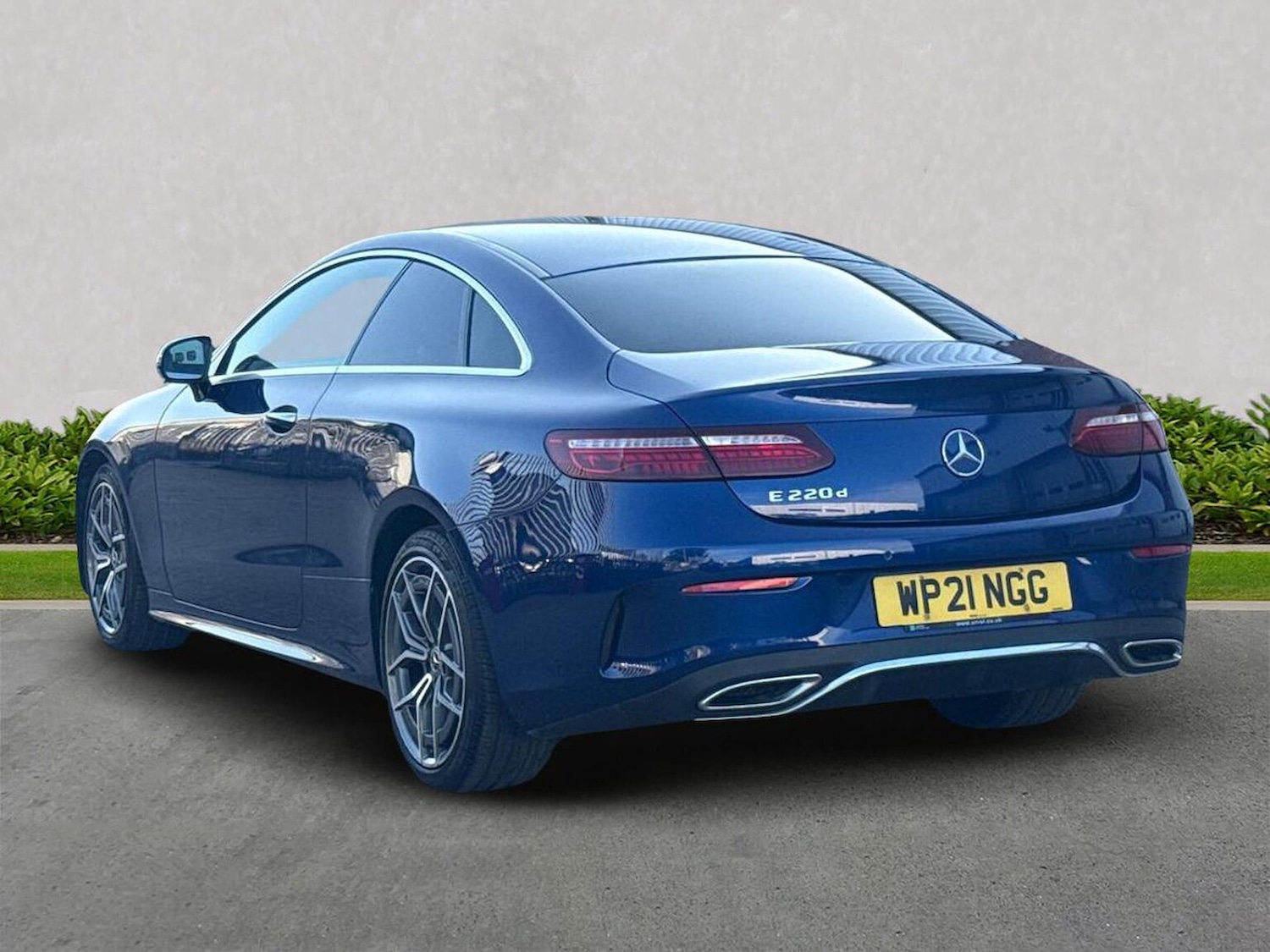 Used Mercedes-Benz E-Class 2021 for sale - 76011049: Photo 2