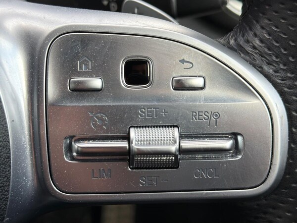 Used Mercedes-Benz C-Class 2020 for sale - 76181428: Photo 28