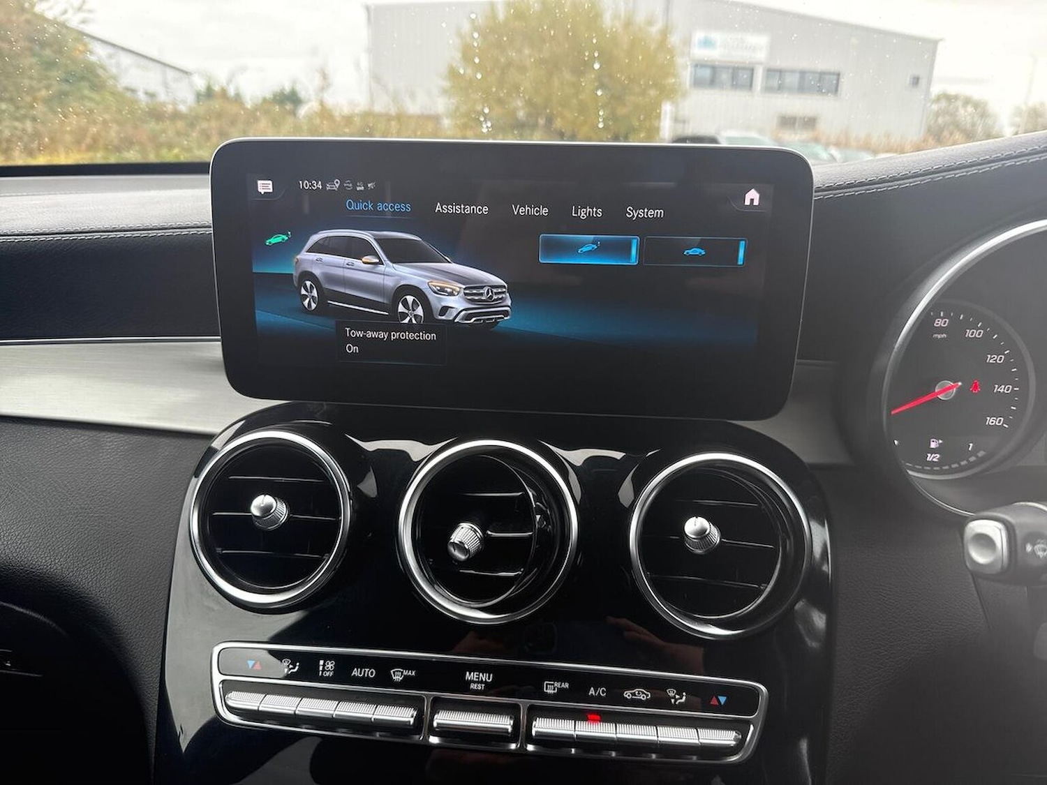 Used Mercedes-Benz GLC 2022 for sale - 76403422: Photo 12