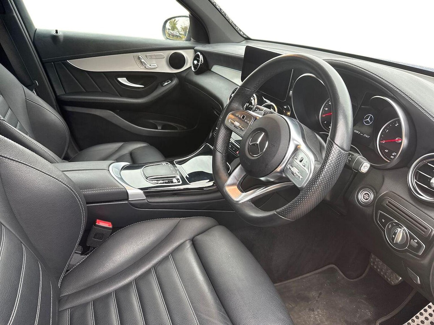 Used Mercedes-Benz GLC 2022 for sale - 76403422: Photo 15