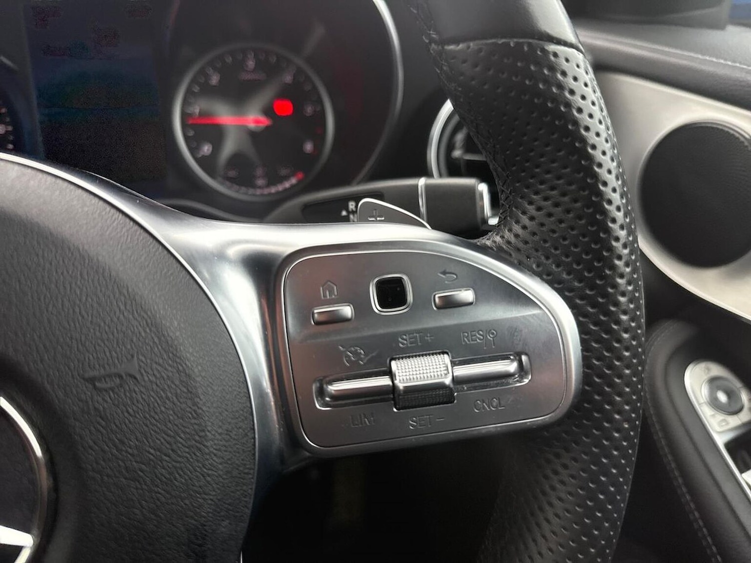 Used Mercedes-Benz GLC 2022 for sale - 76403422: Photo 27