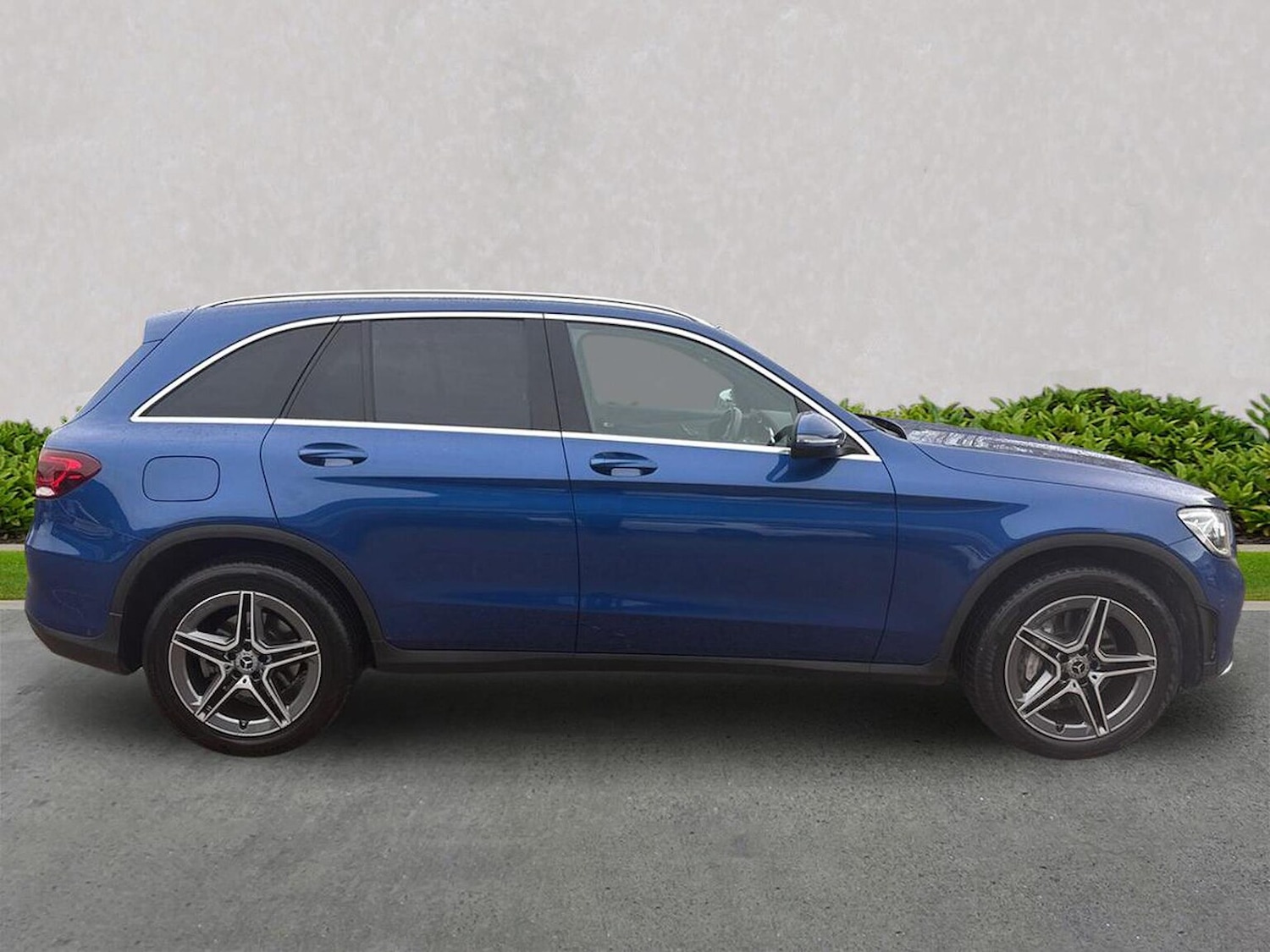 Used Mercedes-Benz GLC 2022 for sale - 76403422: Photo 3