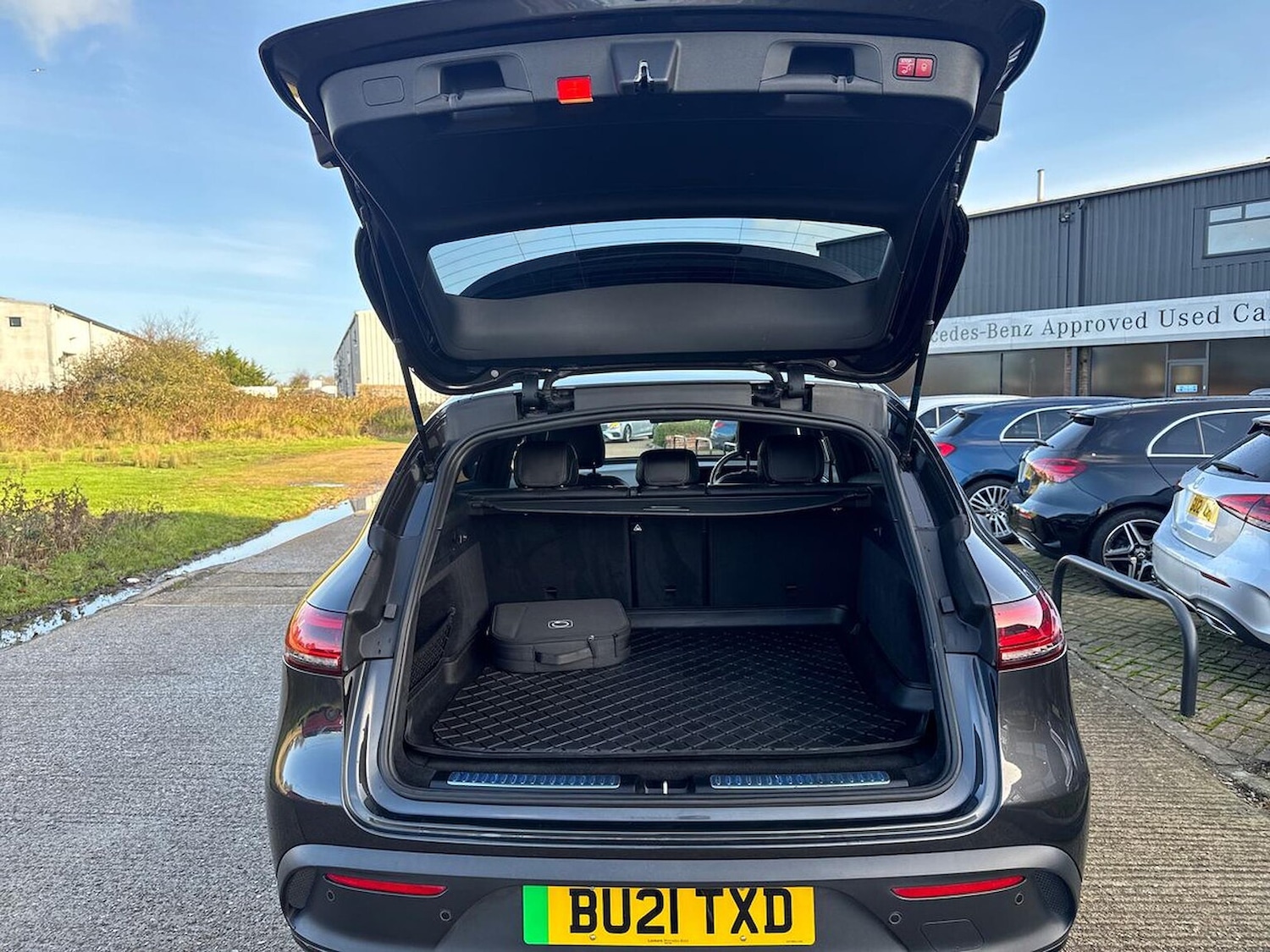 Used Mercedes-Benz EQC 2021 for sale - 76986878: Photo 17