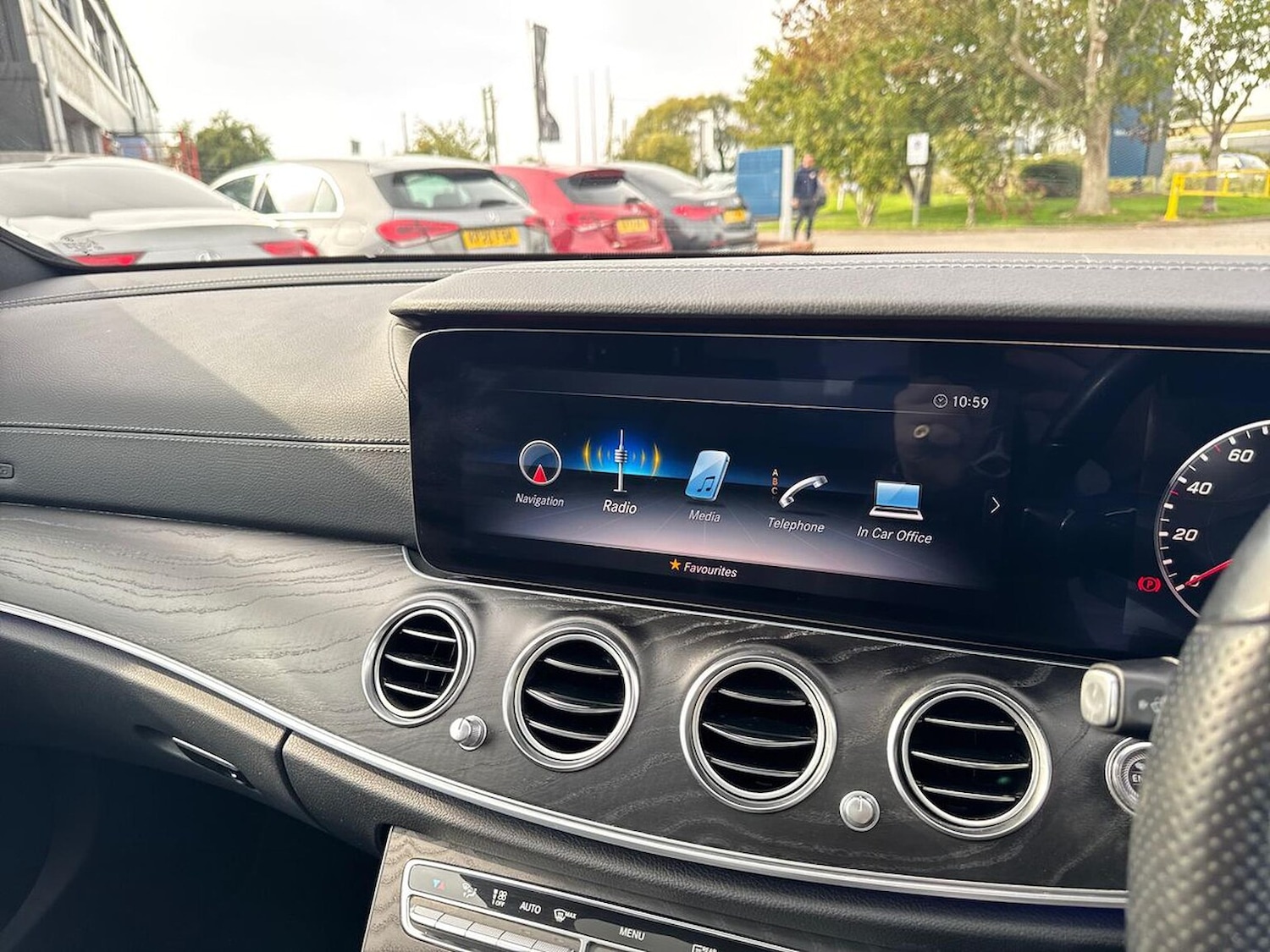 Used Mercedes-Benz E-Class 2019 for sale - 76149434: Photo 11