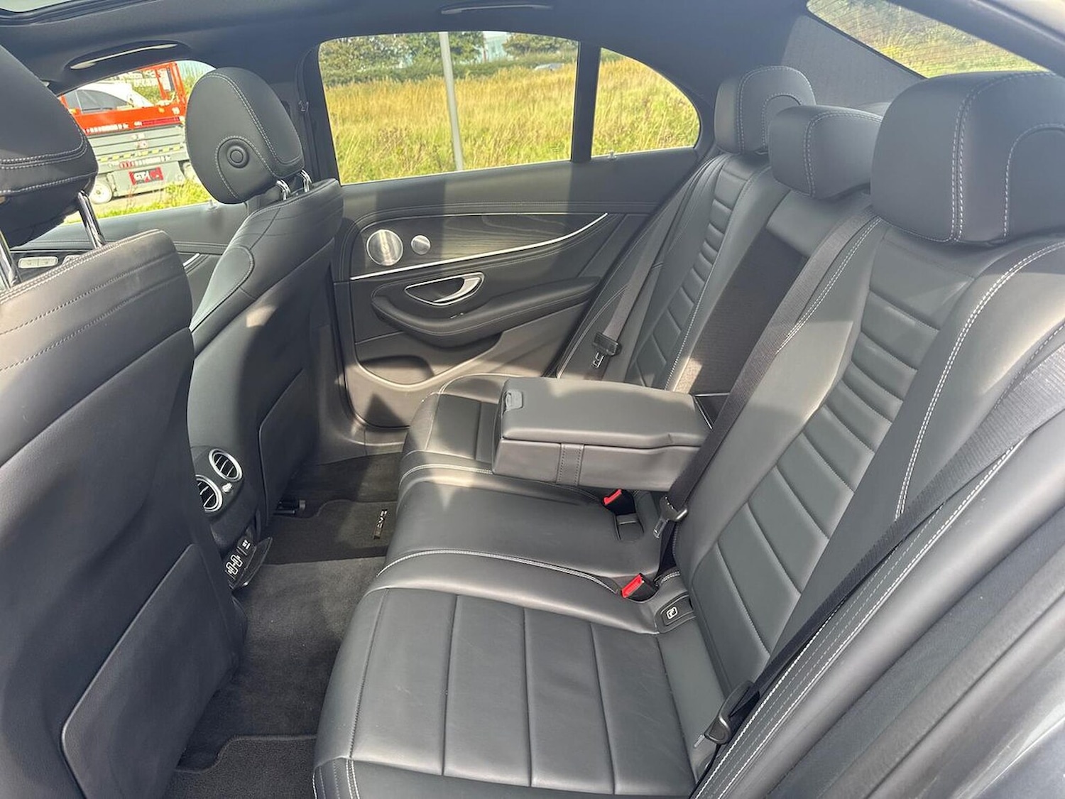 Used Mercedes-Benz E-Class 2019 for sale - 76149434: Photo 16