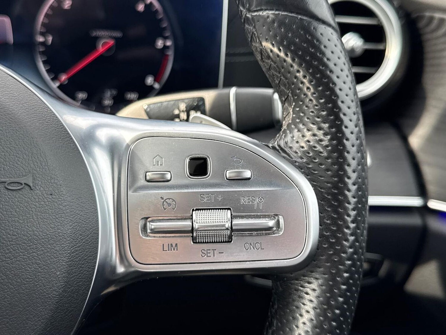 Used Mercedes-Benz E-Class 2019 for sale - 76149434: Photo 27