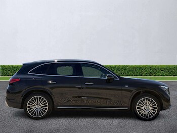 Used Mercedes-Benz GLC 2025 for sale - 79073904: Photo