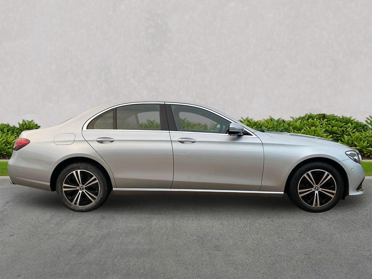 Used Mercedes-Benz E Class 2022 for sale - 76461800: Photo 3