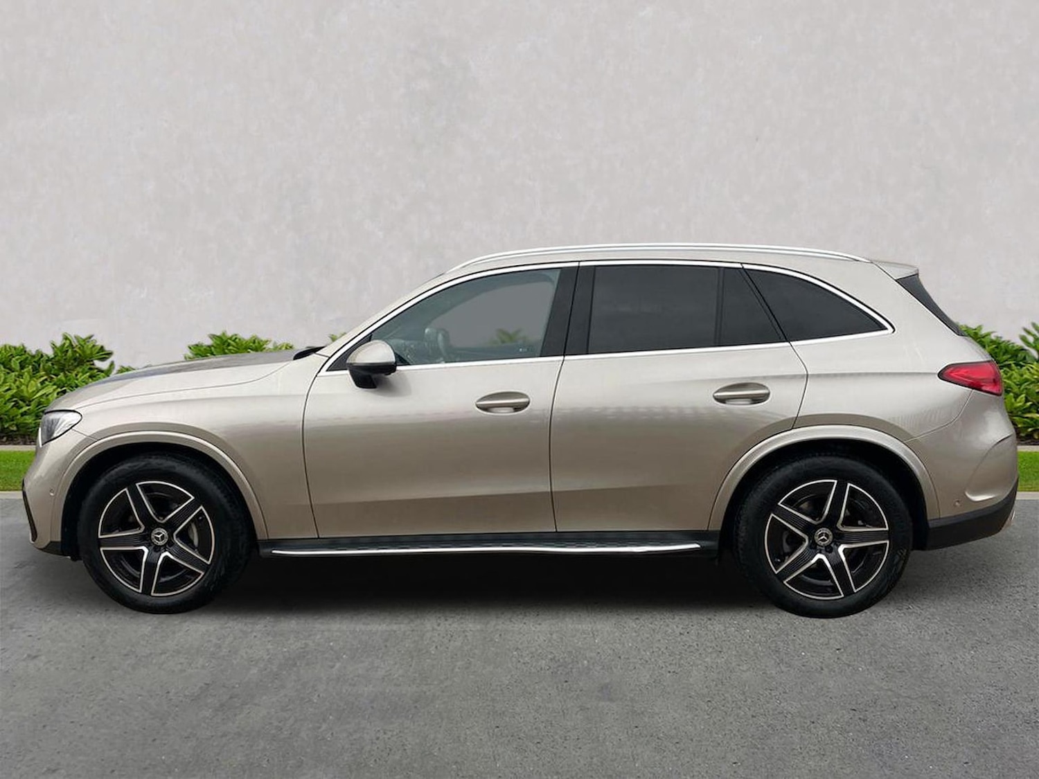 Used Mercedes-Benz GLC 2023 for sale - 75987661: Photo 19