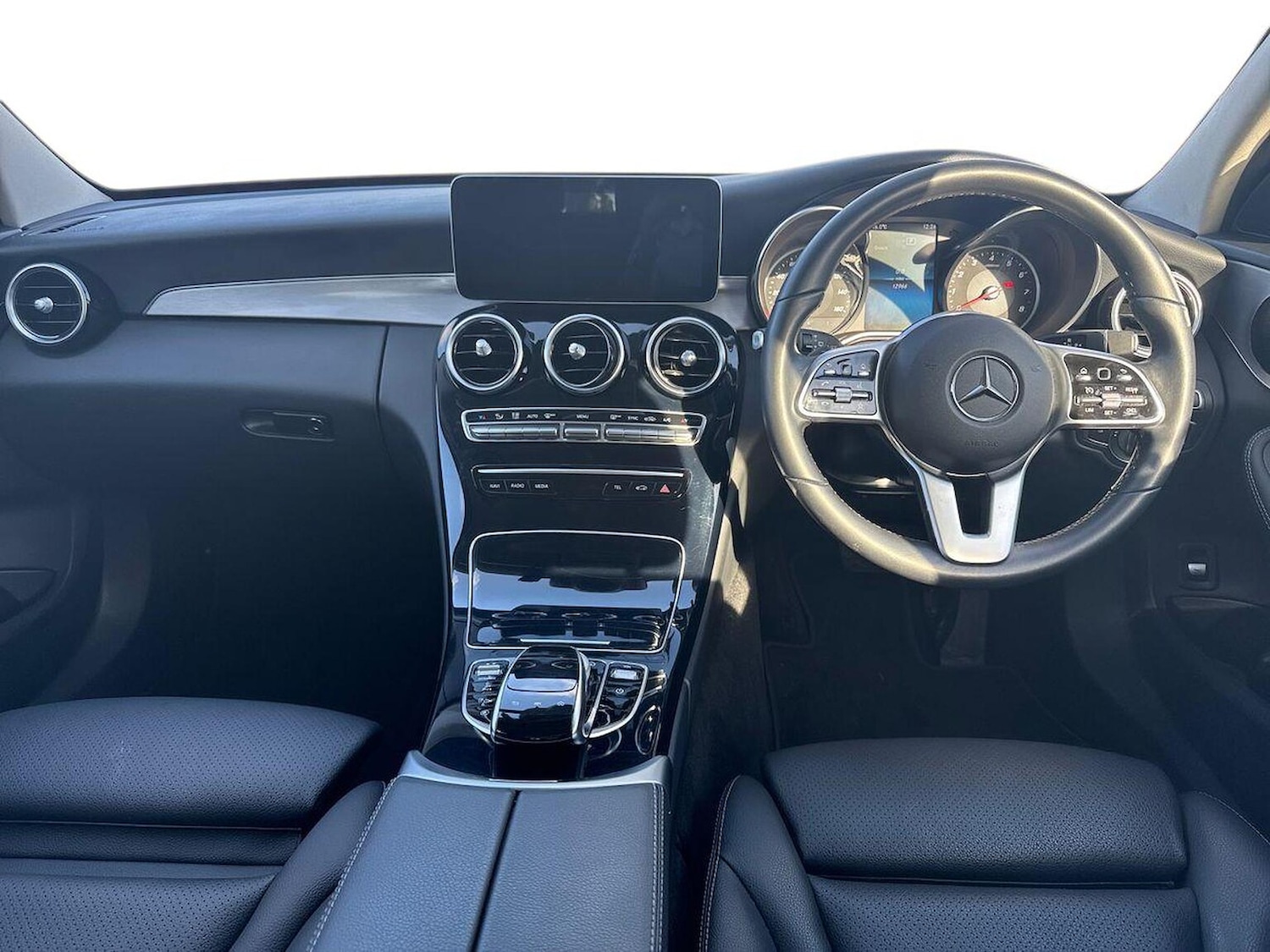 Used Mercedes-Benz C Class 2019 for sale - 76521006: Photo 8