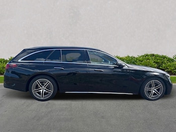Used Mercedes-Benz E-Class 2024 for sale - 76114258: Photo 3