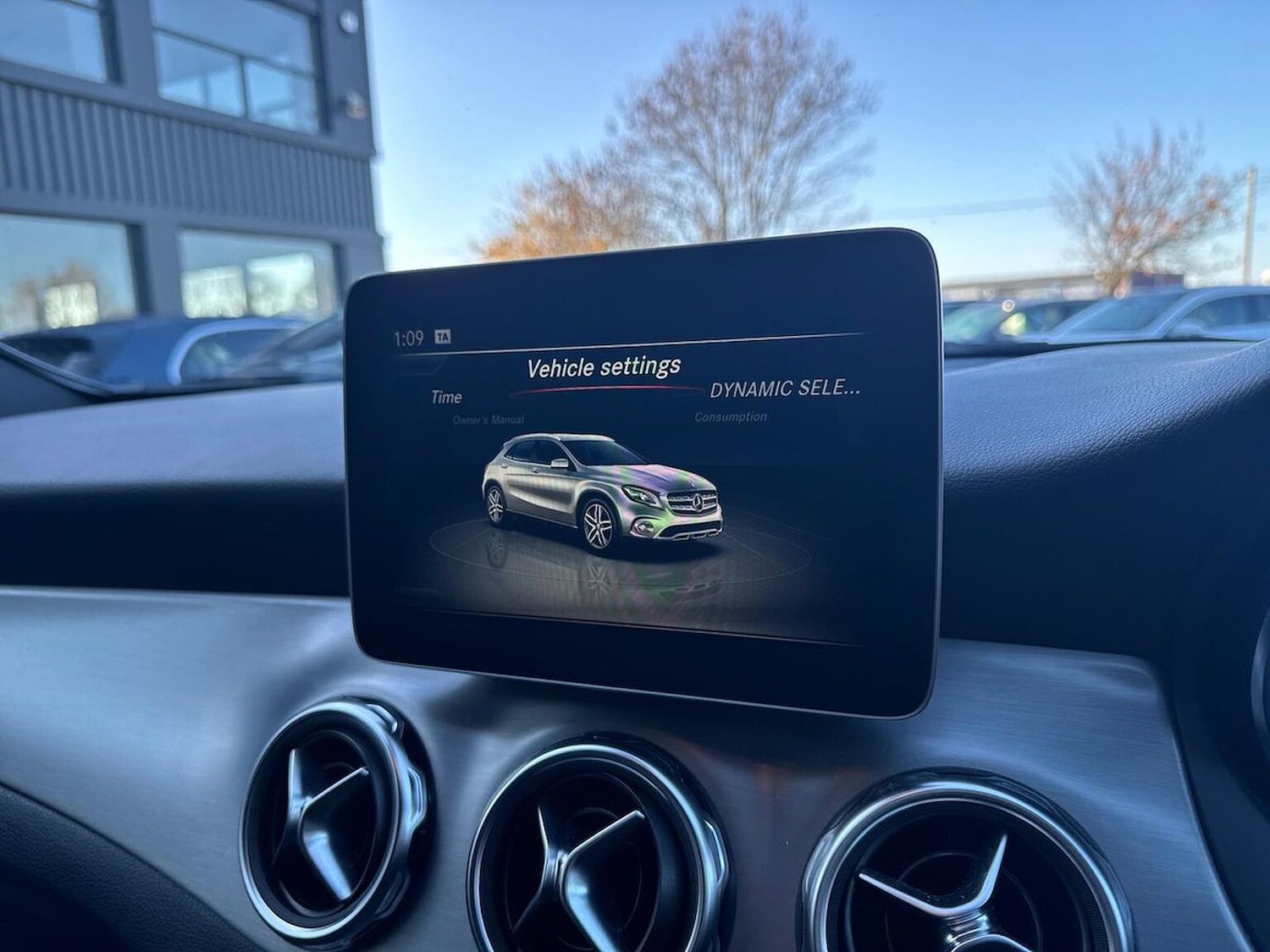 Used Mercedes-Benz GLA 2020 for sale - 76628073: Photo 12