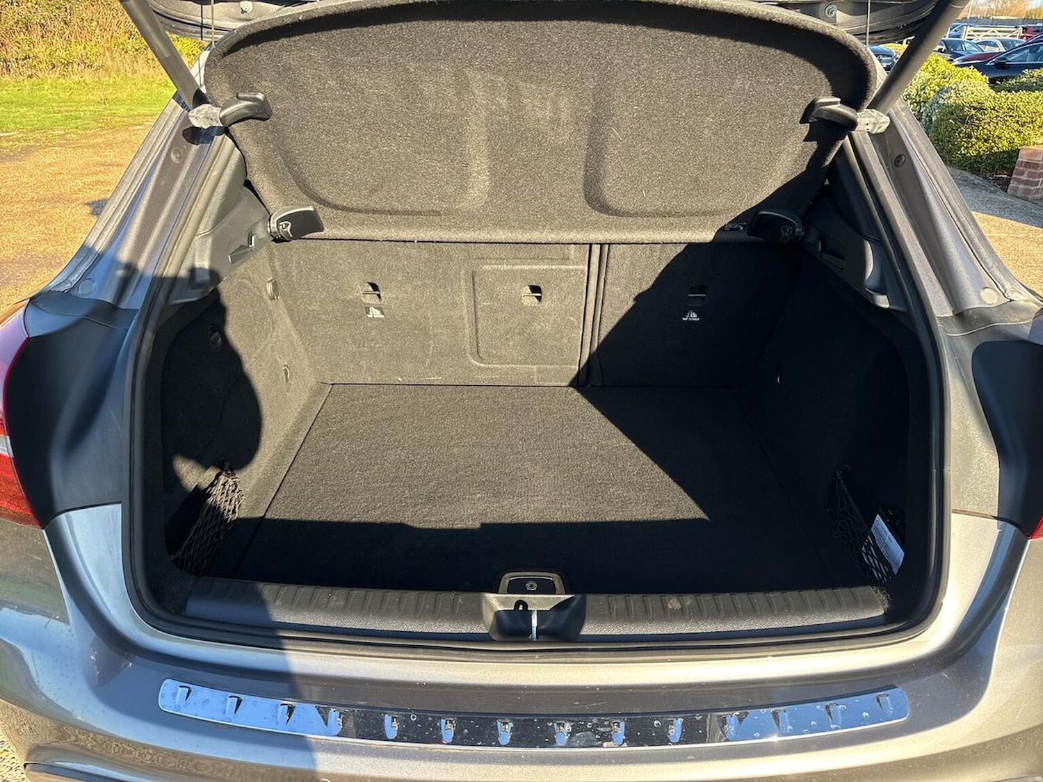 Used Mercedes-Benz GLA 2020 for sale - 76628073: Photo 17