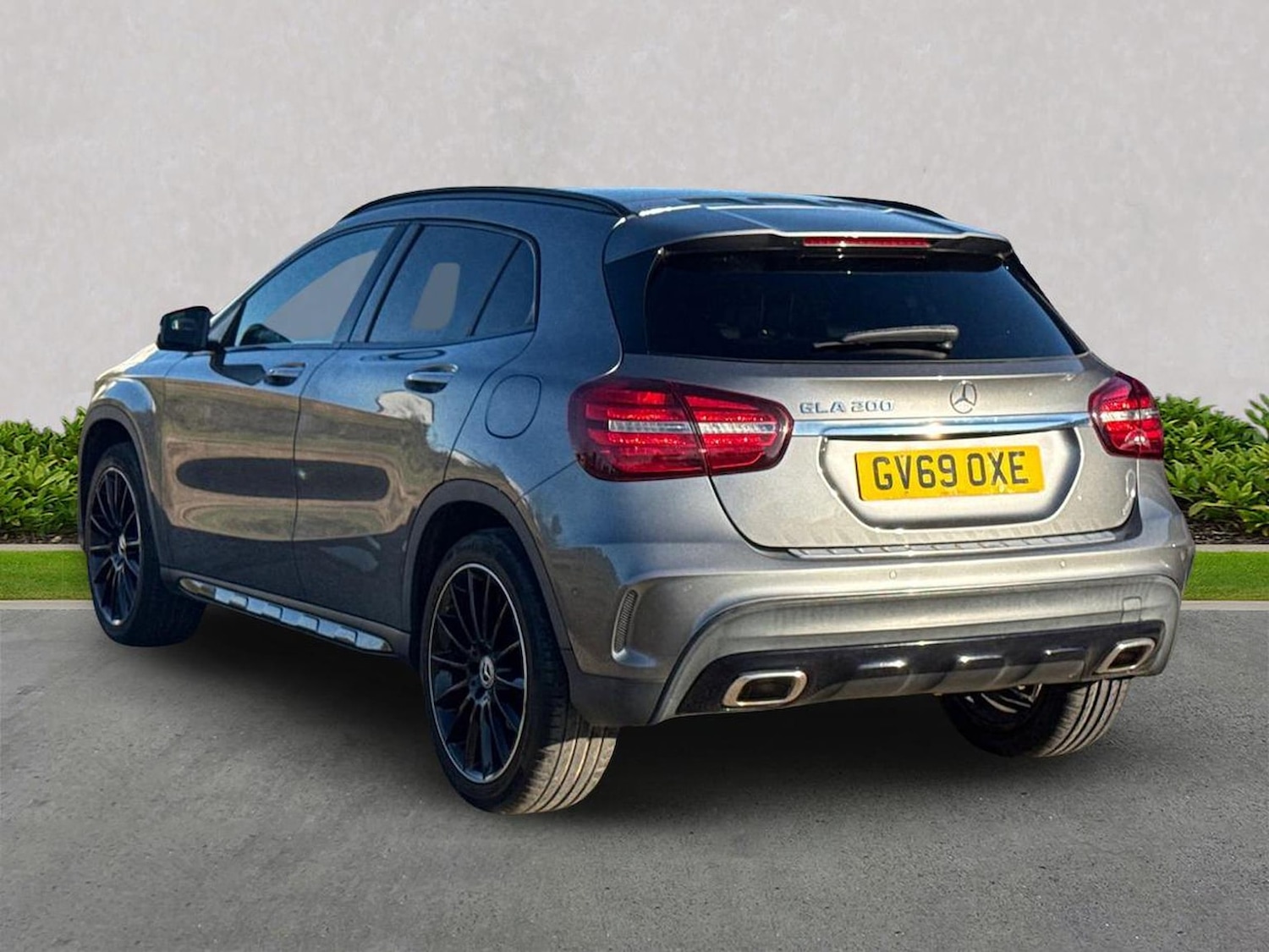 Used Mercedes-Benz GLA 2020 for sale - 76628073: Photo 2