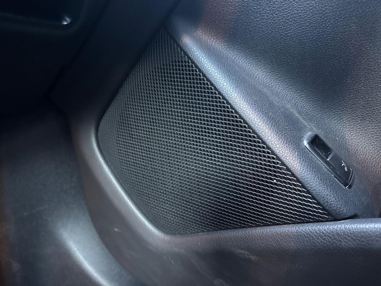 Used Mercedes-Benz GLA 2020 for sale - 76628073: Photo 31