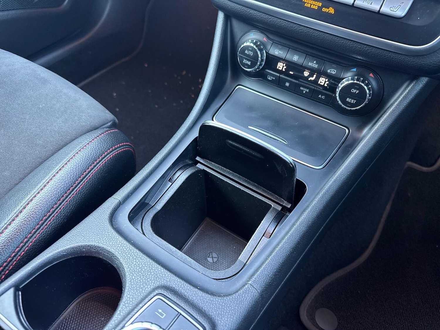 Used Mercedes-Benz GLA 2020 for sale - 76628073: Photo 32