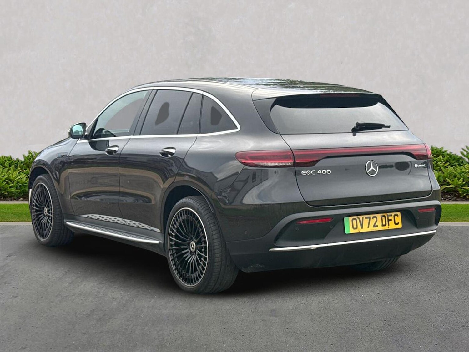 Used Mercedes-Benz EQC 2022 for sale - 76027561: Photo 2