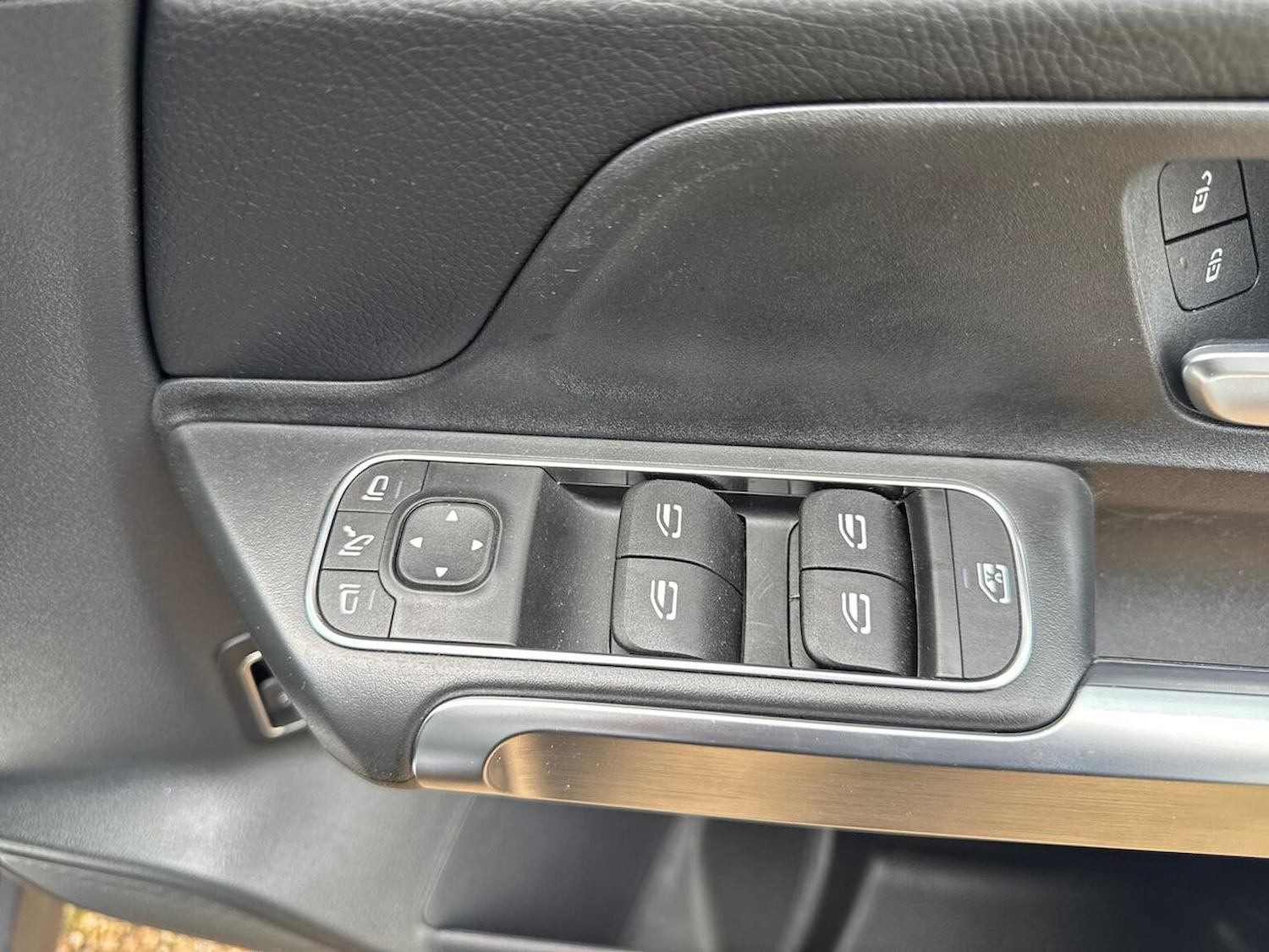 Used Mercedes-Benz GLB 2025 for sale - 76478199: Photo 21