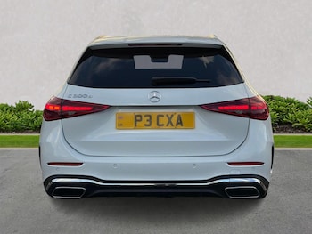 Used Mercedes-Benz C Class 2023 for sale - 76778318: Photo