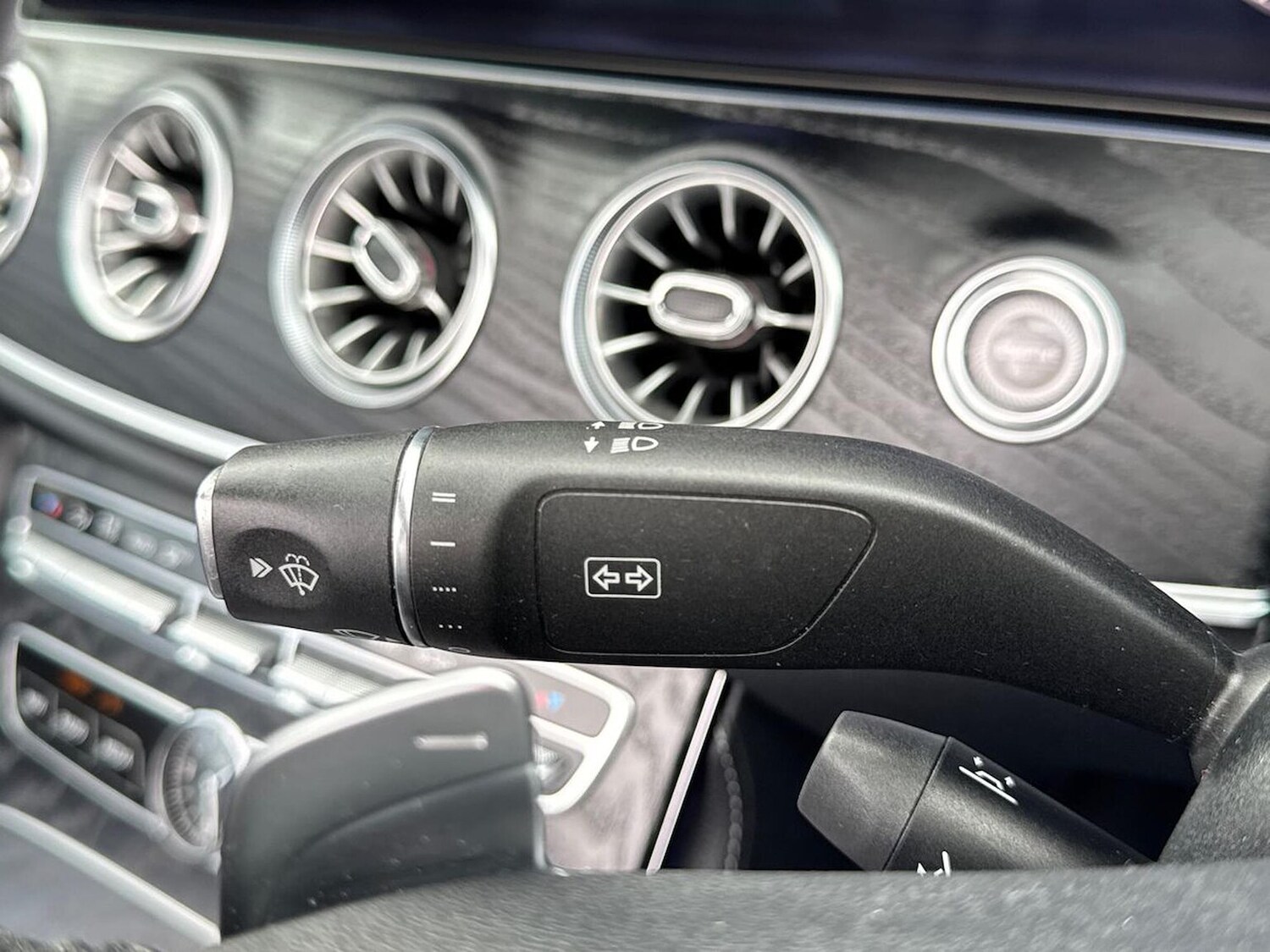 Used Mercedes-Benz E Class 2020 for sale - 76313885: Photo 28