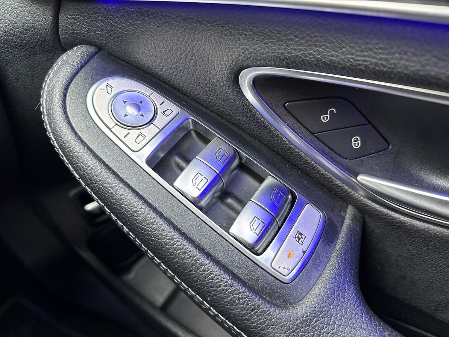 Used Mercedes-Benz C Class 2019 for sale - 77014899: Photo 23